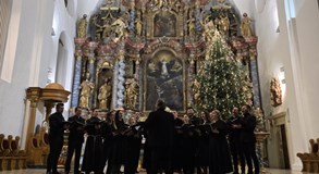 Pučki pivači KBF-a u varaždinskoj katedrali održali božićni koncert "Svako svita stvorenje, ima sada veselje"